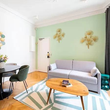 Hotelhome 16 Aparthotel 4*