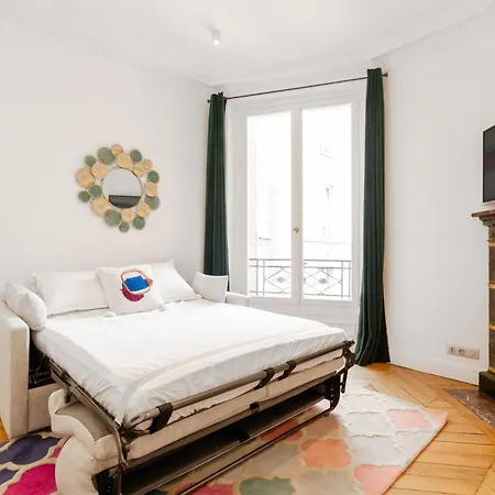 Hotelhome 16 Aparthotel 4*