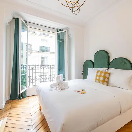 Hotelhome 16 4*