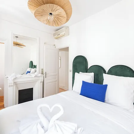 Aparthotel Hotelhome 16 4*